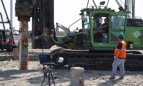 PDA monitoring during installation of the instrumented prestressed precast concrete piles