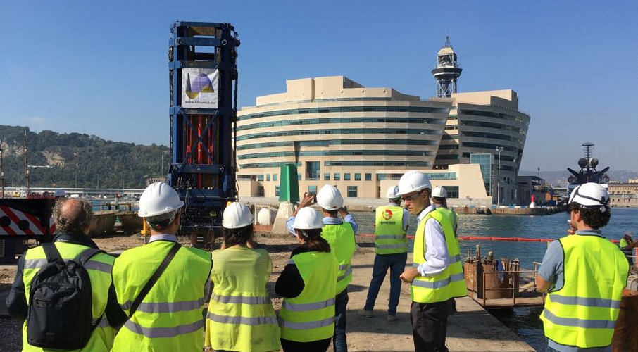StatRapid ready to perform a Rapid Load Test on foundation piles in Barcelona, Spain