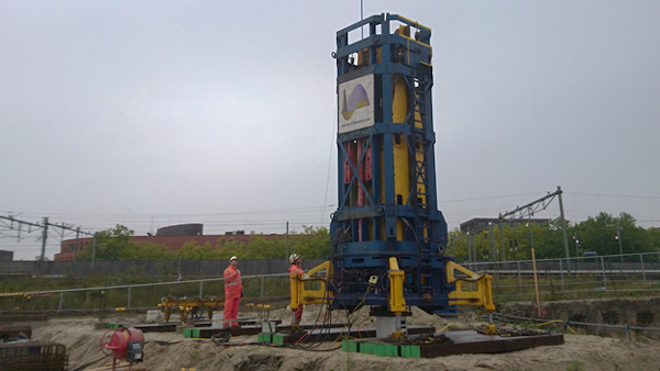 Pile testing for the foundation of Thes Building and Appartments at Breda, The Netherlands