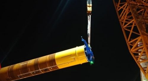PDA Testing during pile driving of huge monopiles: the PDR is inside the monopiles without data connection, storing all signals and data on the internal memoy of the PDR